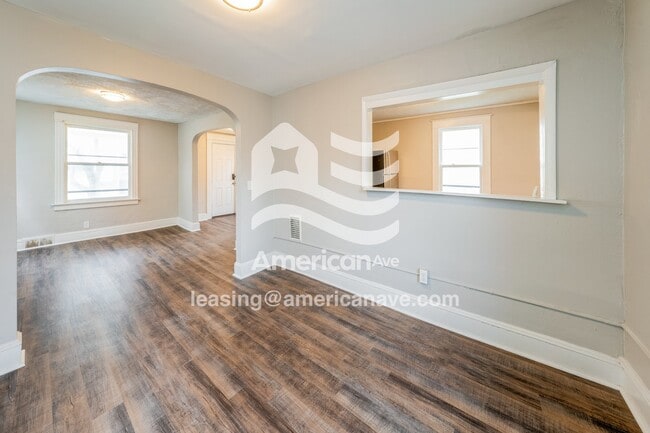 Foto del edificio - 177 Roycroft Dr