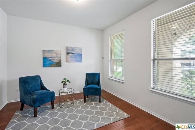 Building Photo - 318 Autumn Willow Dr
