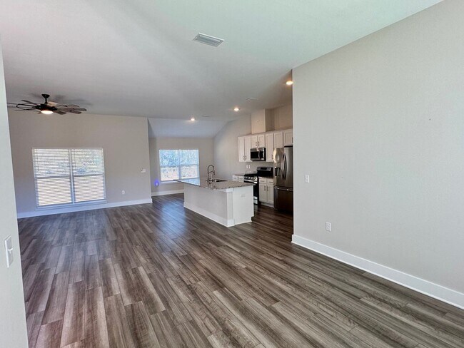 Foto del edificio - 456 Jones Homestead Rd