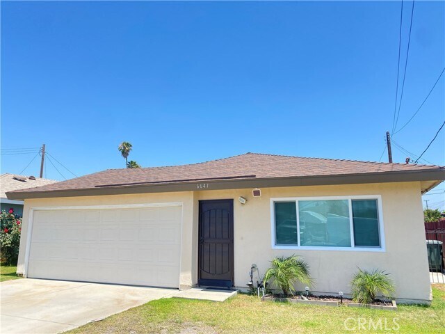Foto principal - 6641 Naomi Ave