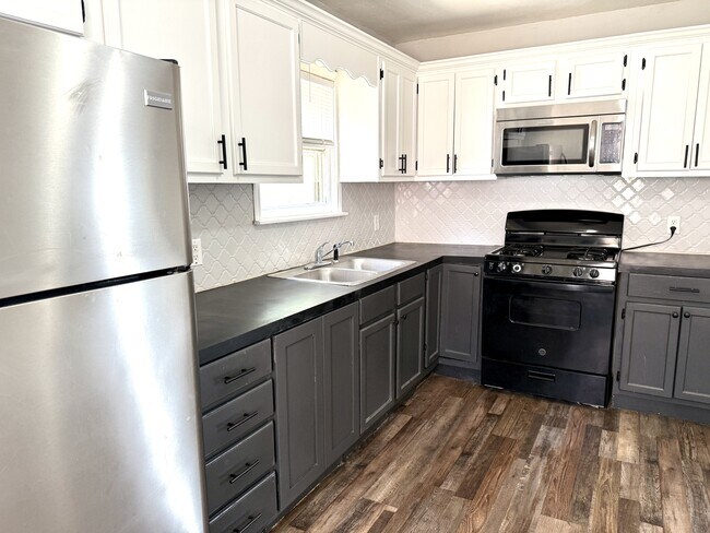 Foto del edificio - 717 Cherry St
