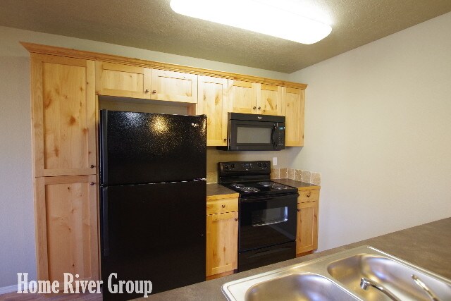Building Photo - 16546 N Integra St
