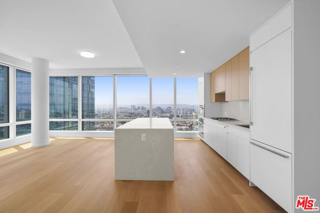 Building Photo - 877 Francisco St