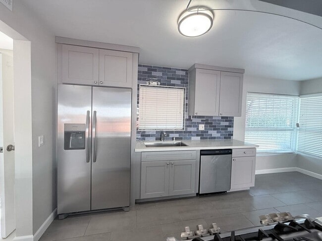 Foto del edificio - 11092 S Dallas Dr
