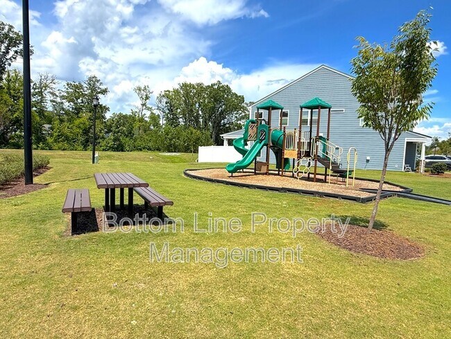 Foto del edificio - 4029 Black Ct