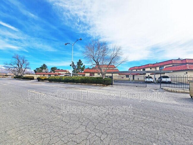 Foto del edificio - 761 Bourbon St