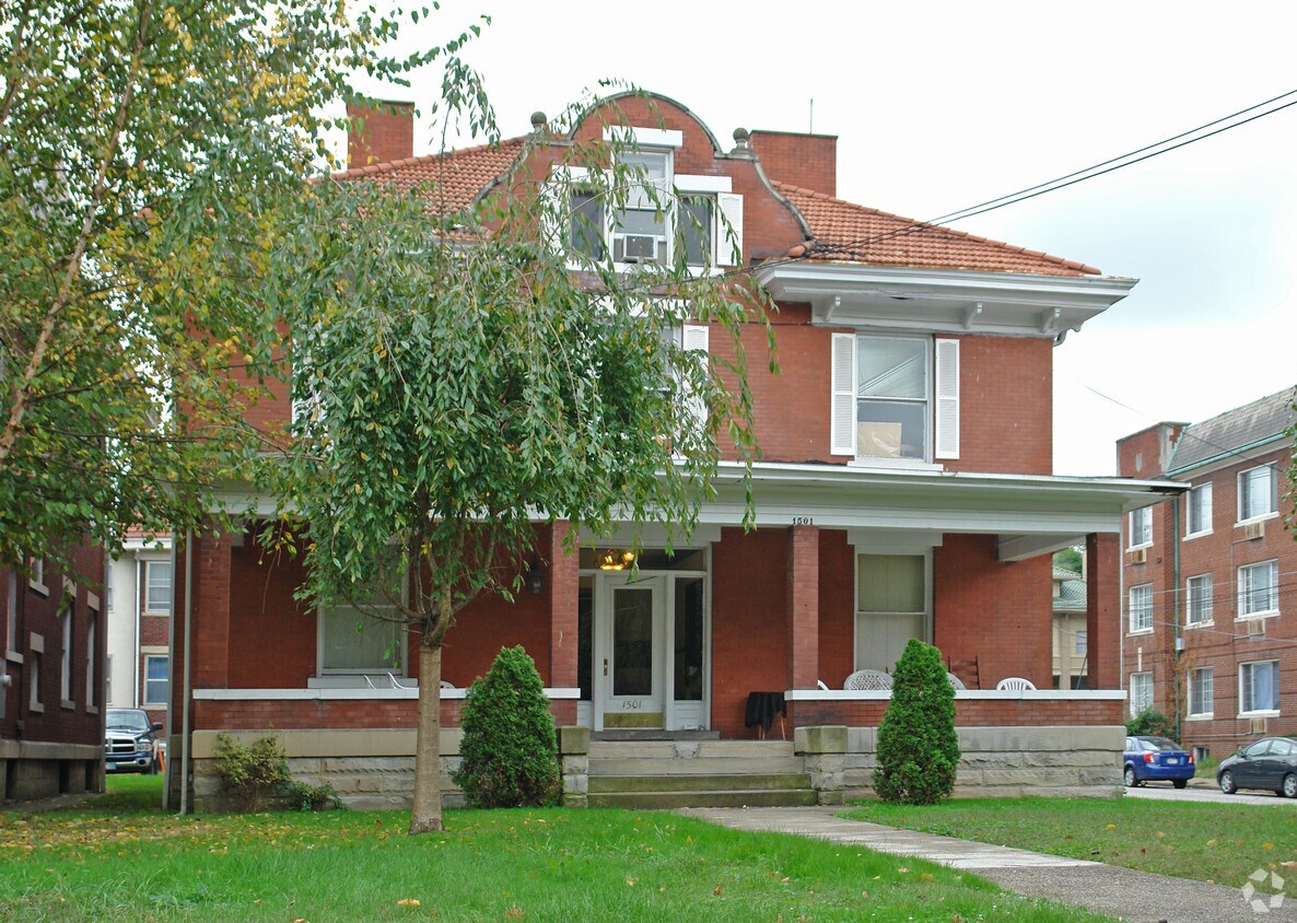Primary Photo - 1501 Virginia St E