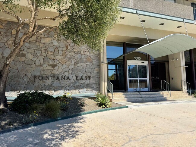 Photo - Million-Dollar Views, Starter Price! Apartment