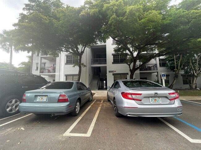 Foto del edificio - 11277 W Atlantic Blvd
