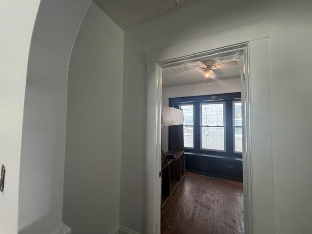 Building Photo - 2049 W 81st St