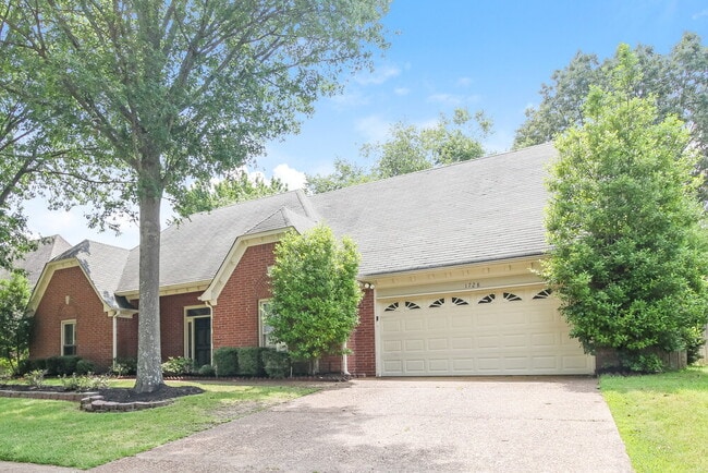 Building Photo - 1728 Edgeburg Ln