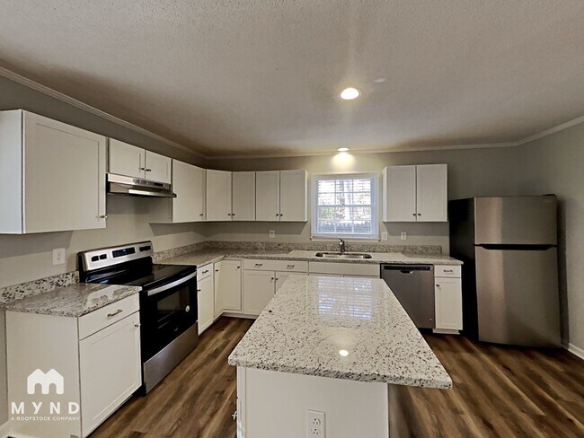 Foto del edificio - 511 Andover Rd