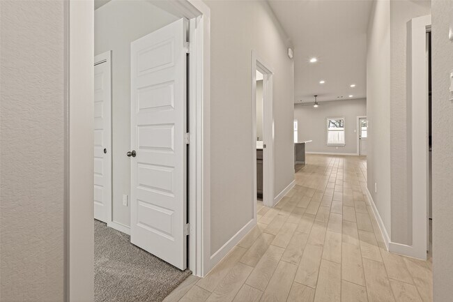 Foto del edificio - 15710 Telge Rdg Ln