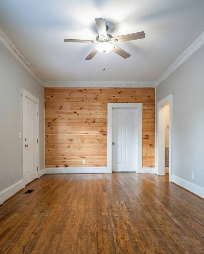 Foto del edificio - 402 Laurel St