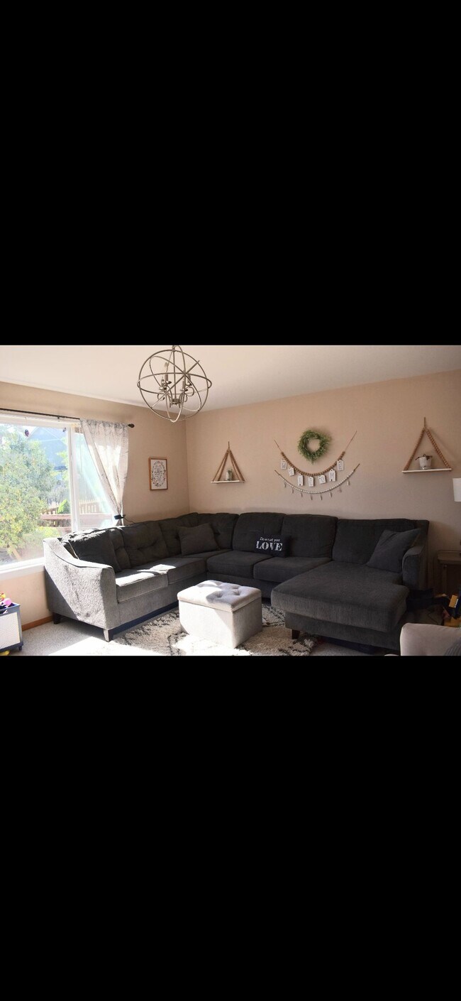 Foto del edificio - 228 Paloma Ave