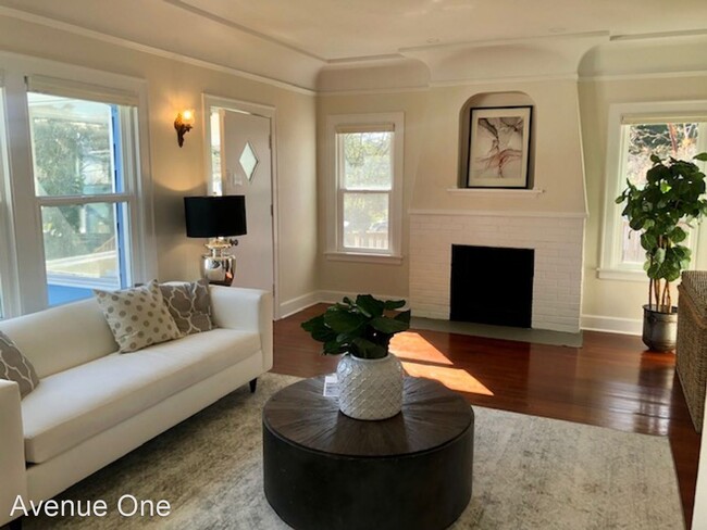 Foto del edificio - 2 br, 1 bath House - 9501 Evanston Ave N