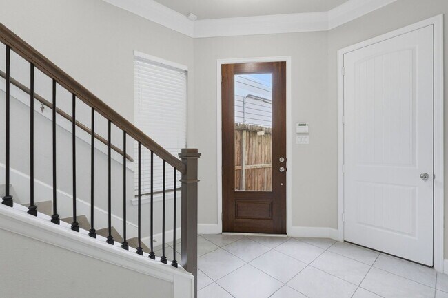 Foto del edificio - 6011 Truro St
