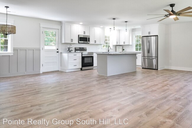 Foto del edificio - 3 br, 2 bath House - 1250 Wooden Bridge Rd.