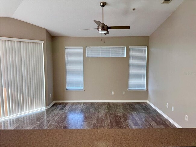 Foto del edificio - 2627 Maitland Crossing Way