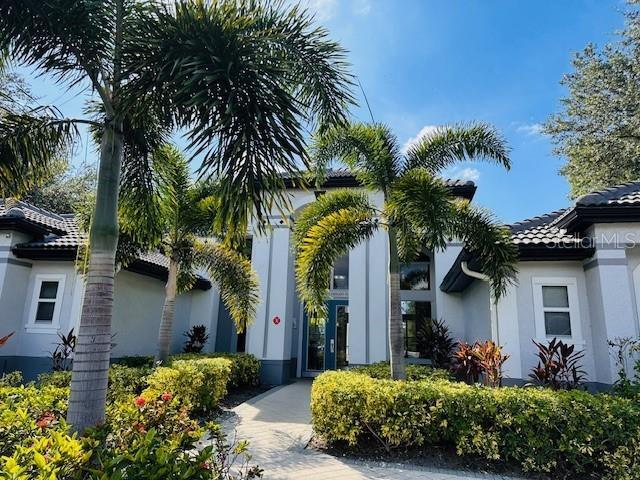 Foto del edificio - 5805 Legacy Crescent Pl