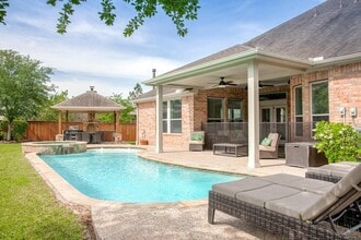 Building Photo - 99 Buck Trail Pl Building Photo - 99 Buck Trail Pl