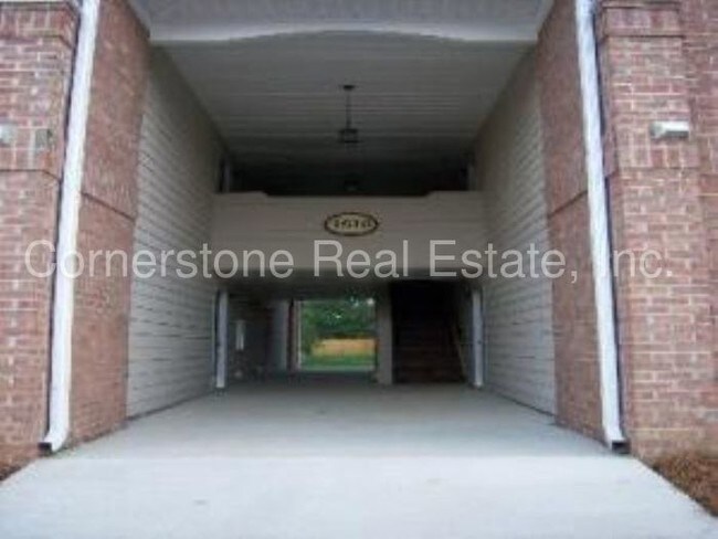 Building Photo - 1810-101 Balmoral Dr Fayetteville NC 28304