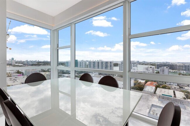 Building Photo - 6801 Collins Ave