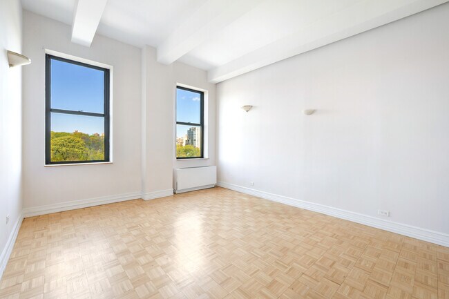 Foto del edificio - 1255 5th Ave