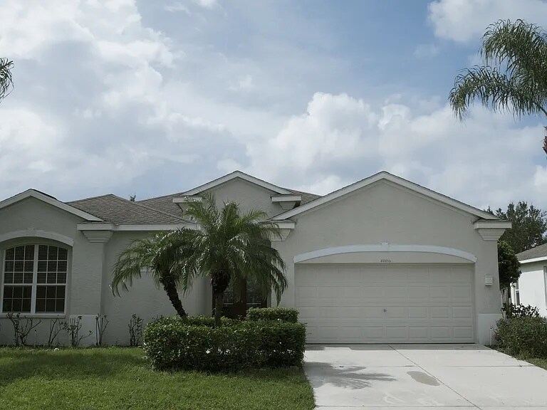 Foto principal - 4006 3rd Ave E
