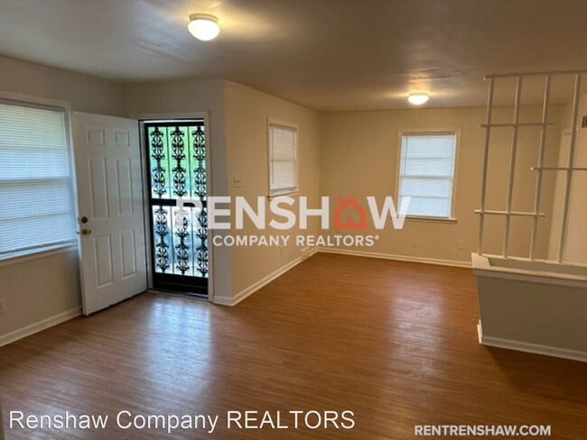 Building Photo - 3 br, 1.5 bath House - 3160 Standard Rd