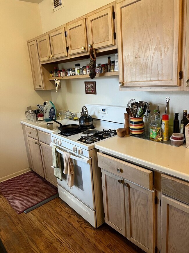 Foto del edificio - 3840 W Roscoe St