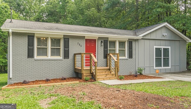 Building Photo - 786 Turkey Creek Rd