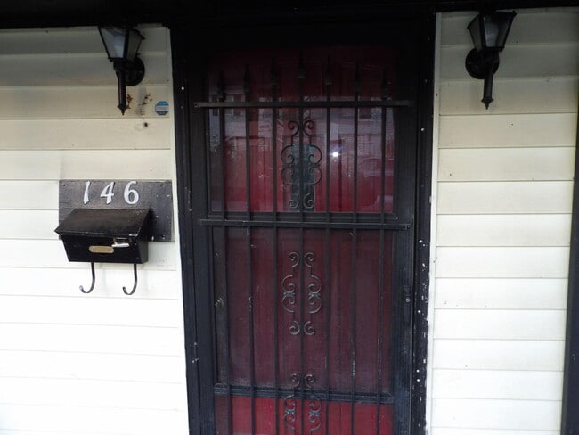 Building Photo - 146 Allnutt Dr