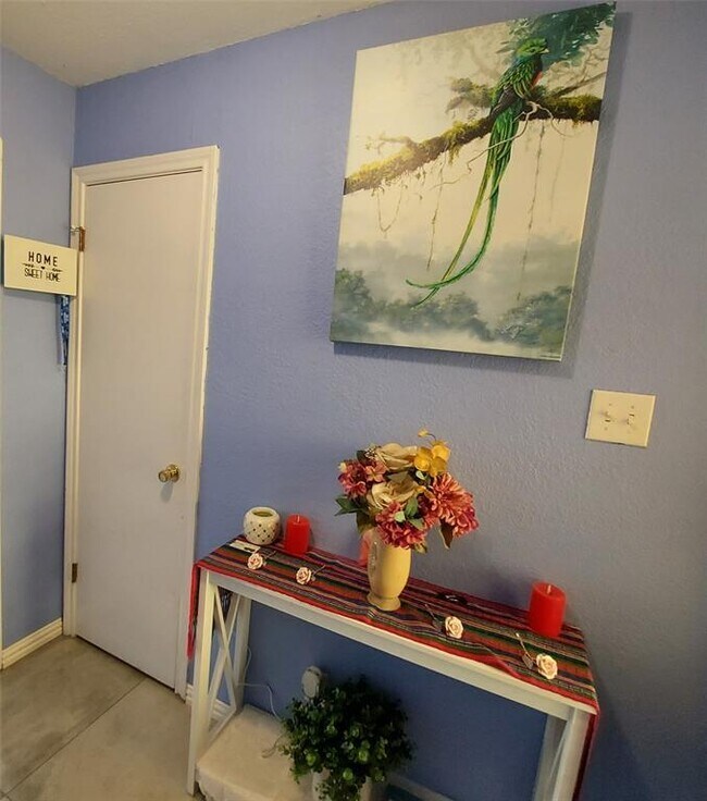 Foto del edificio - 2303 Dover Rd