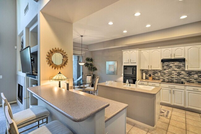 Foto del edificio - 15240 N Clubgate Dr