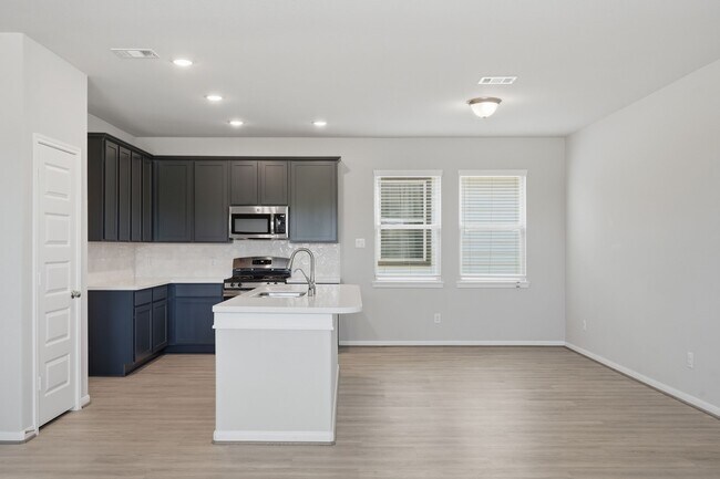Building Photo - 10406 Milford Wds Ln