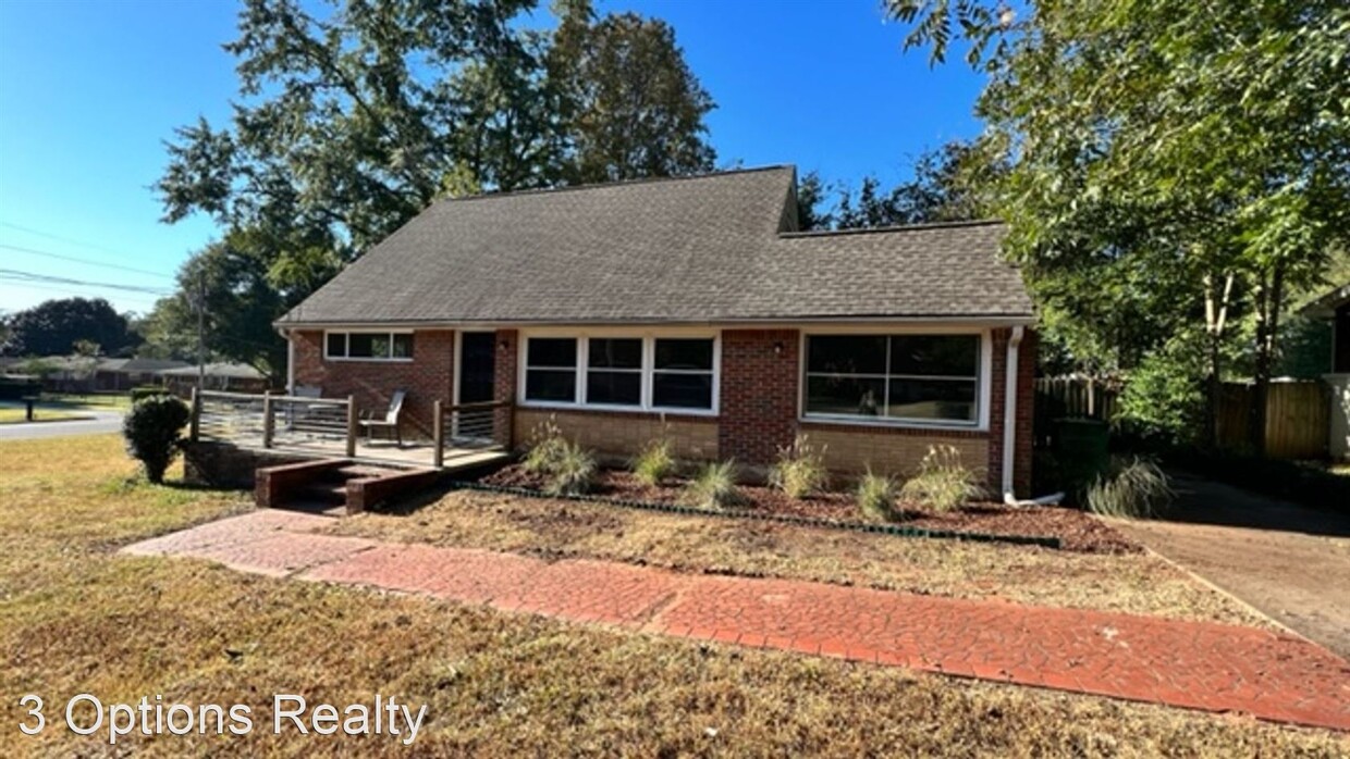 Primary Photo - 4 br, 2 bath House - 2035 Rodeo Court