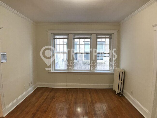 Building Photo - 2 bedroom in Boston MA 02135
