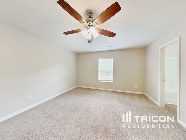 Building Photo - 4120 Devonwood Ct
