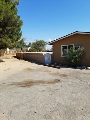 Building Photo - 12623 Kiowa Rd