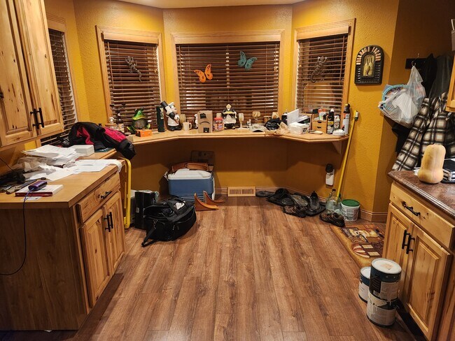 Foto del edificio - 3440 W Howard Ave