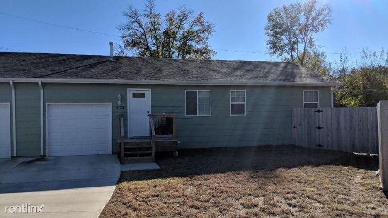 Primary Photo - 4 br, 2 bath House - 4121 W Zoo Blvd