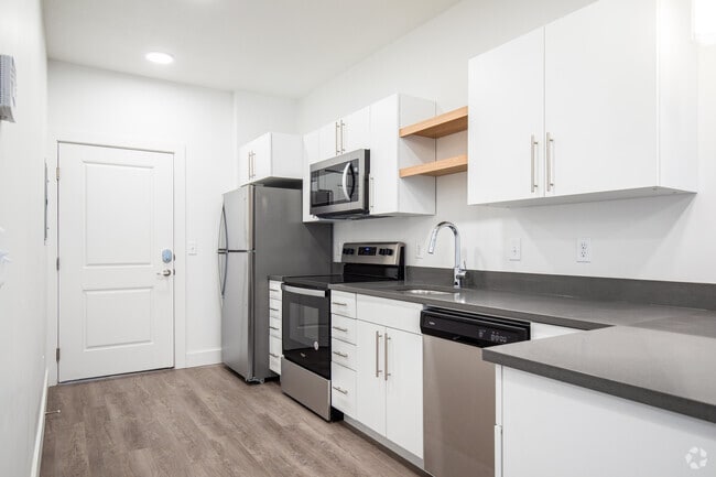 Studio, 1BA - 490SF - Copper Flats