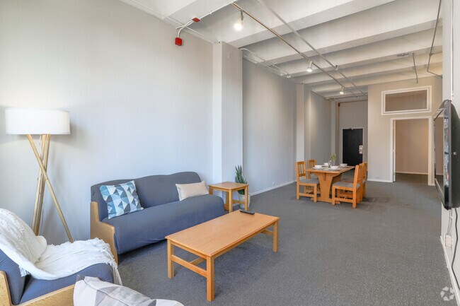 2HAB, 1BA - Sala de estar - 731 Plymouth