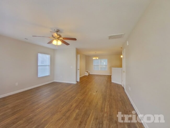 Building Photo - 1624 Long Paw Ln