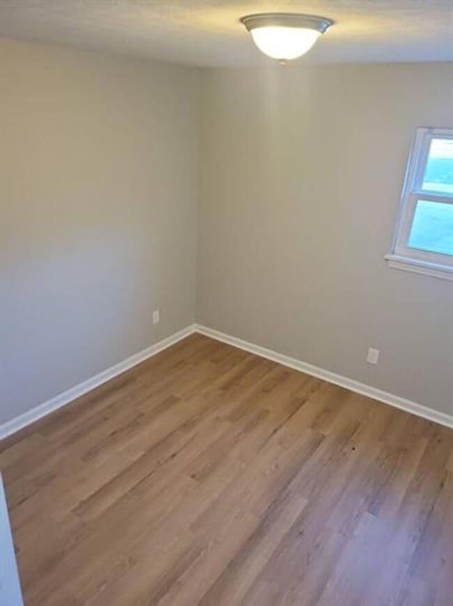 Building Photo - 4808 Saddlebrook Ln