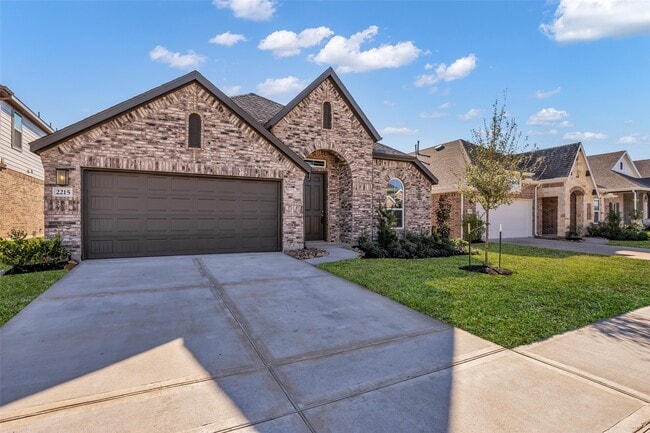 Building Photo - 2215 Villa Bella Ln