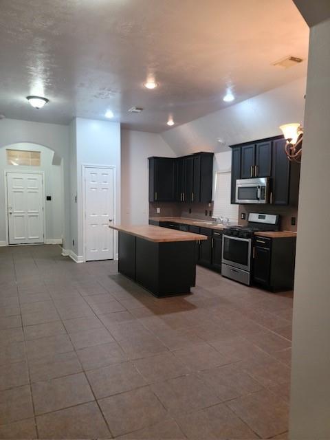 Building Photo - 7419 Welsh Stone Ln