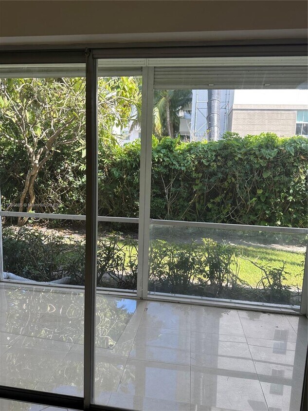 Primary Photo - 6600 NE 22nd Way