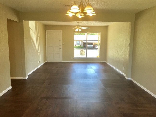 Building Photo - 5809 Haney Dr, Watauga, TX 76148